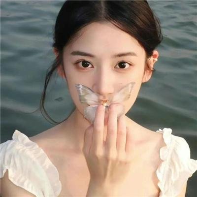 杜芭莉女士封面