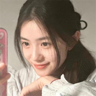 紧锁封面